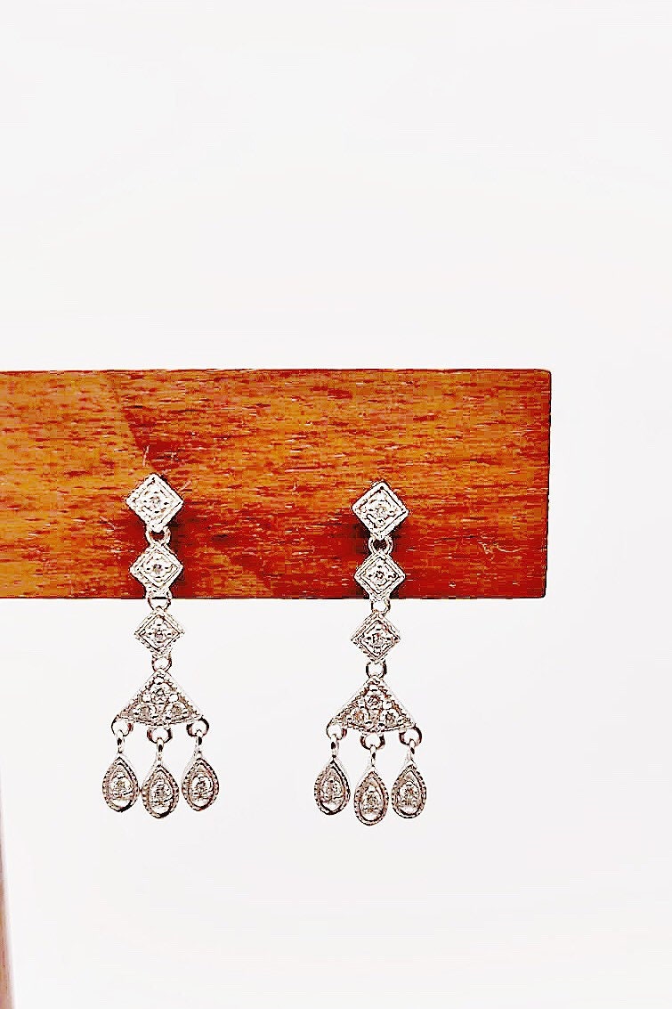 Diamond Chandelier Drop Earrings in 18K White Gold