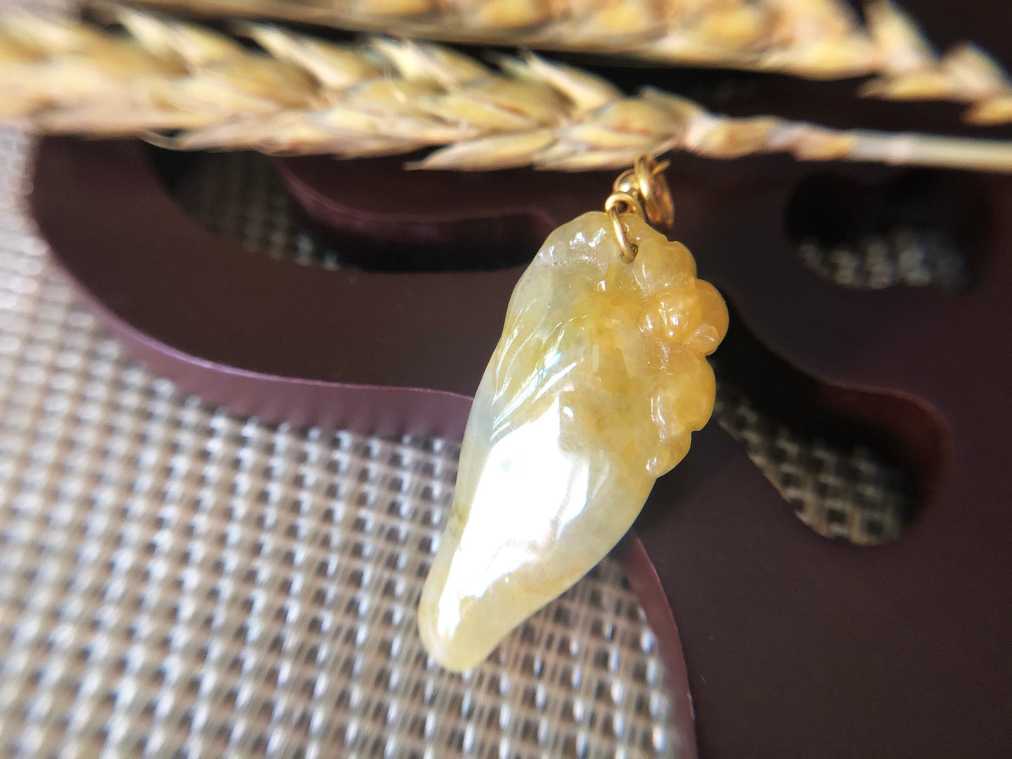 Honey Yellow Jadeite Heart Peach  Bat Longevity Jade Pendant