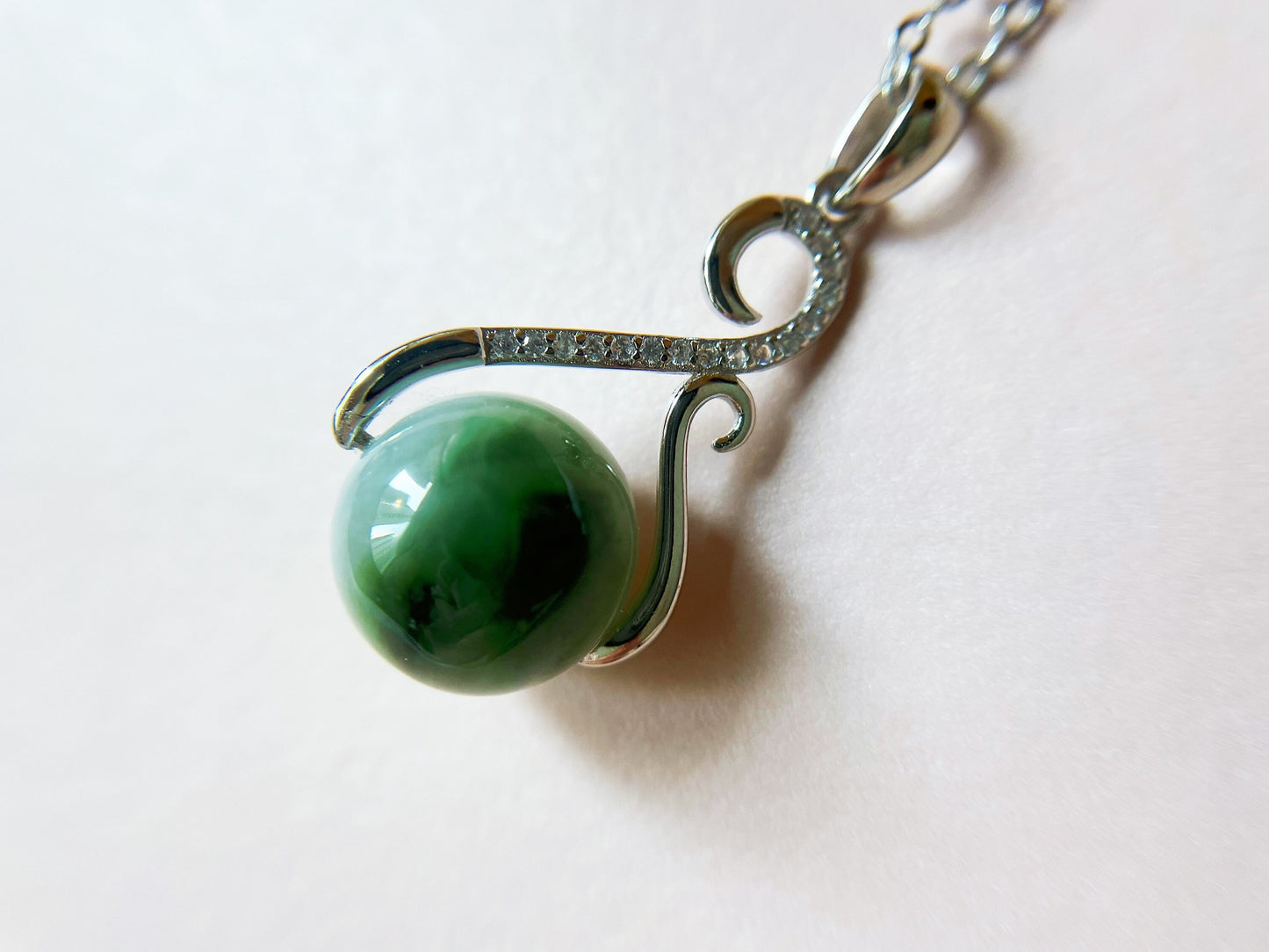 Jade Bead Pendant Necklace - Green and Lavender