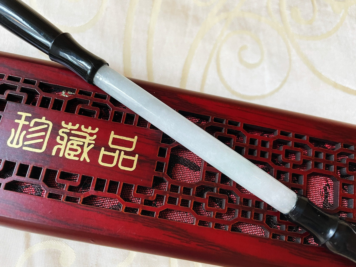 Natural White Jade Calligraphy Brush for Artistic Writing and Painting