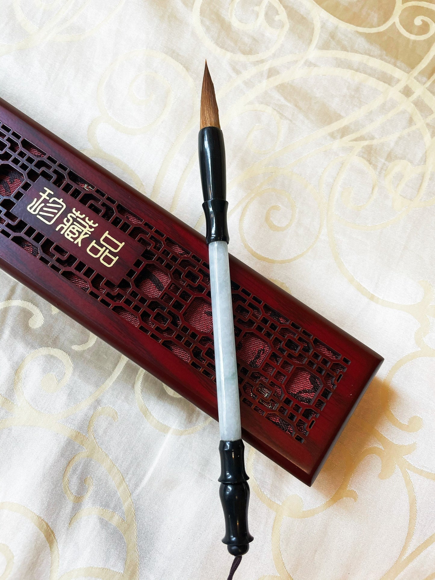 Natural White Jade Calligraphy Brush for Artistic Writing and Painting