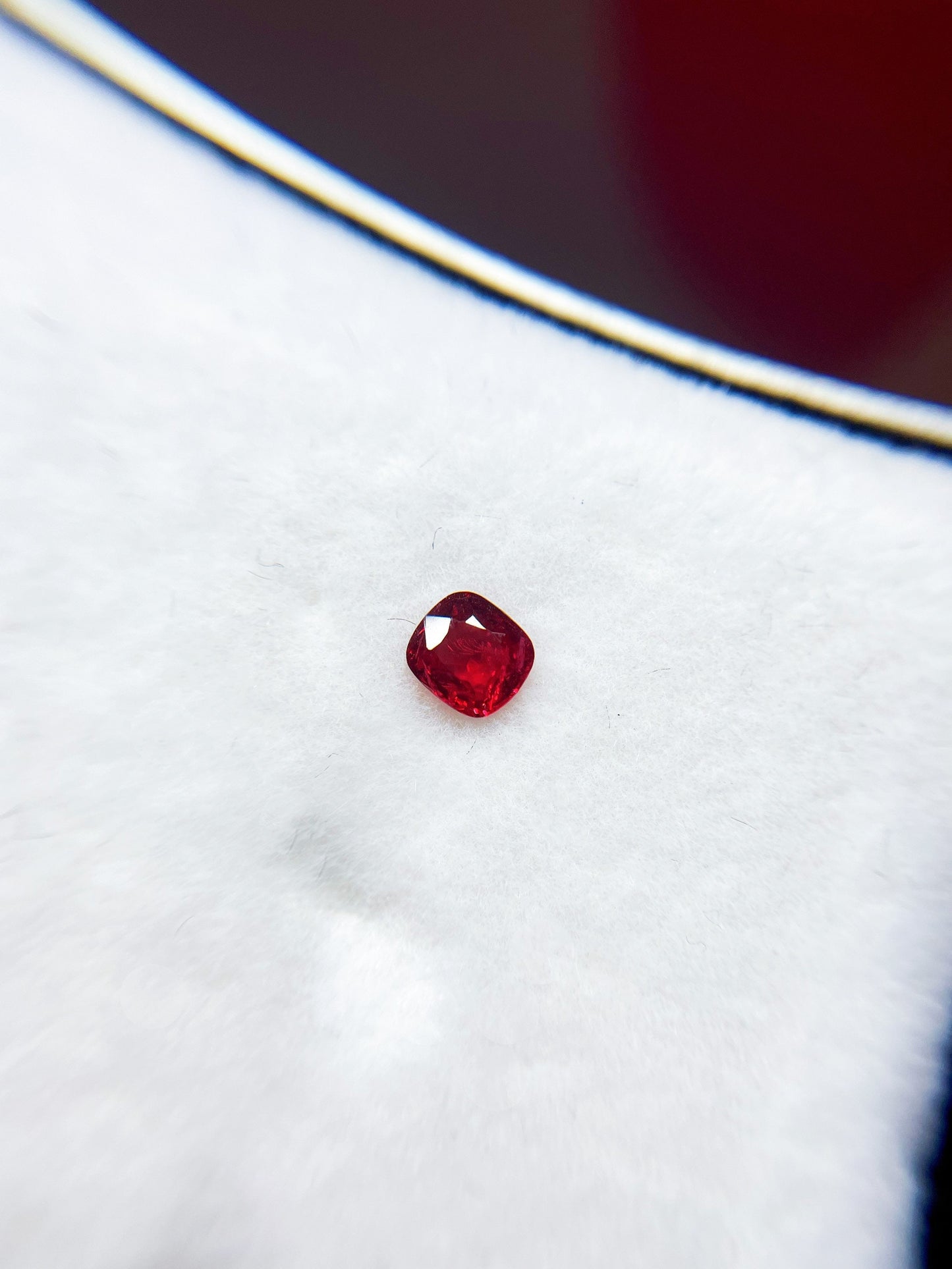 Natural Myanmar Vivid Jedi Red Spinel Gemstone