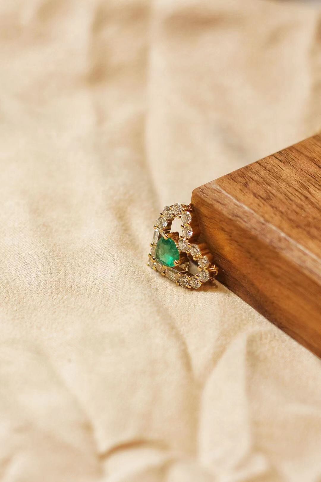 Certified Natural Emerald Pendant - 18K Gold Moissanite