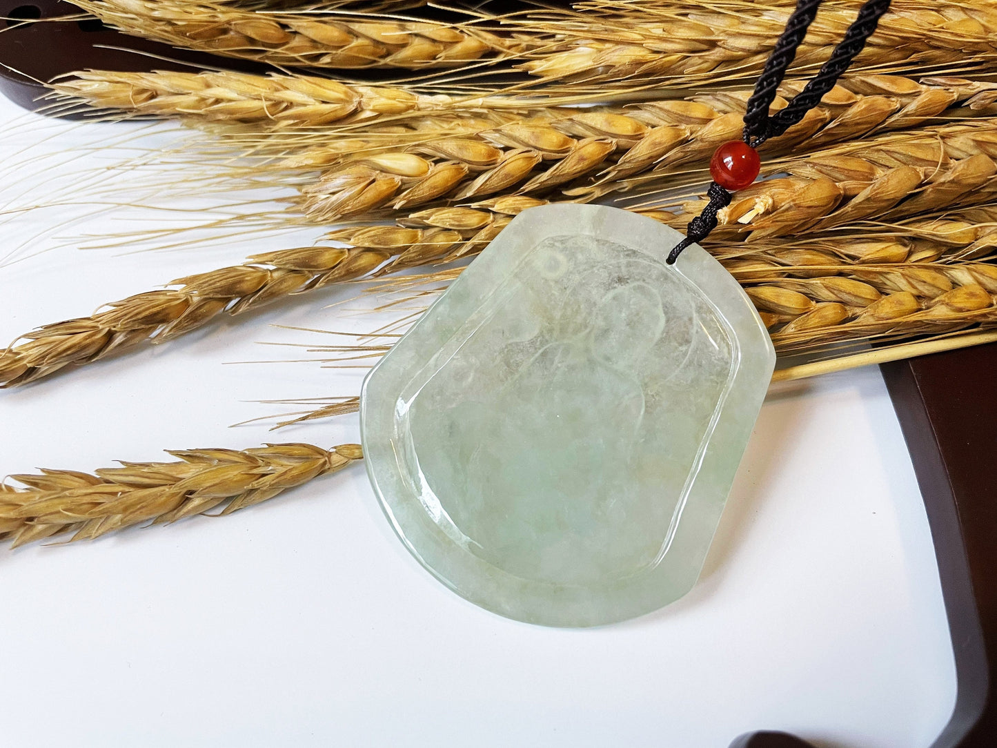 Translucent Jadeite Buddha Pendant - Meditation