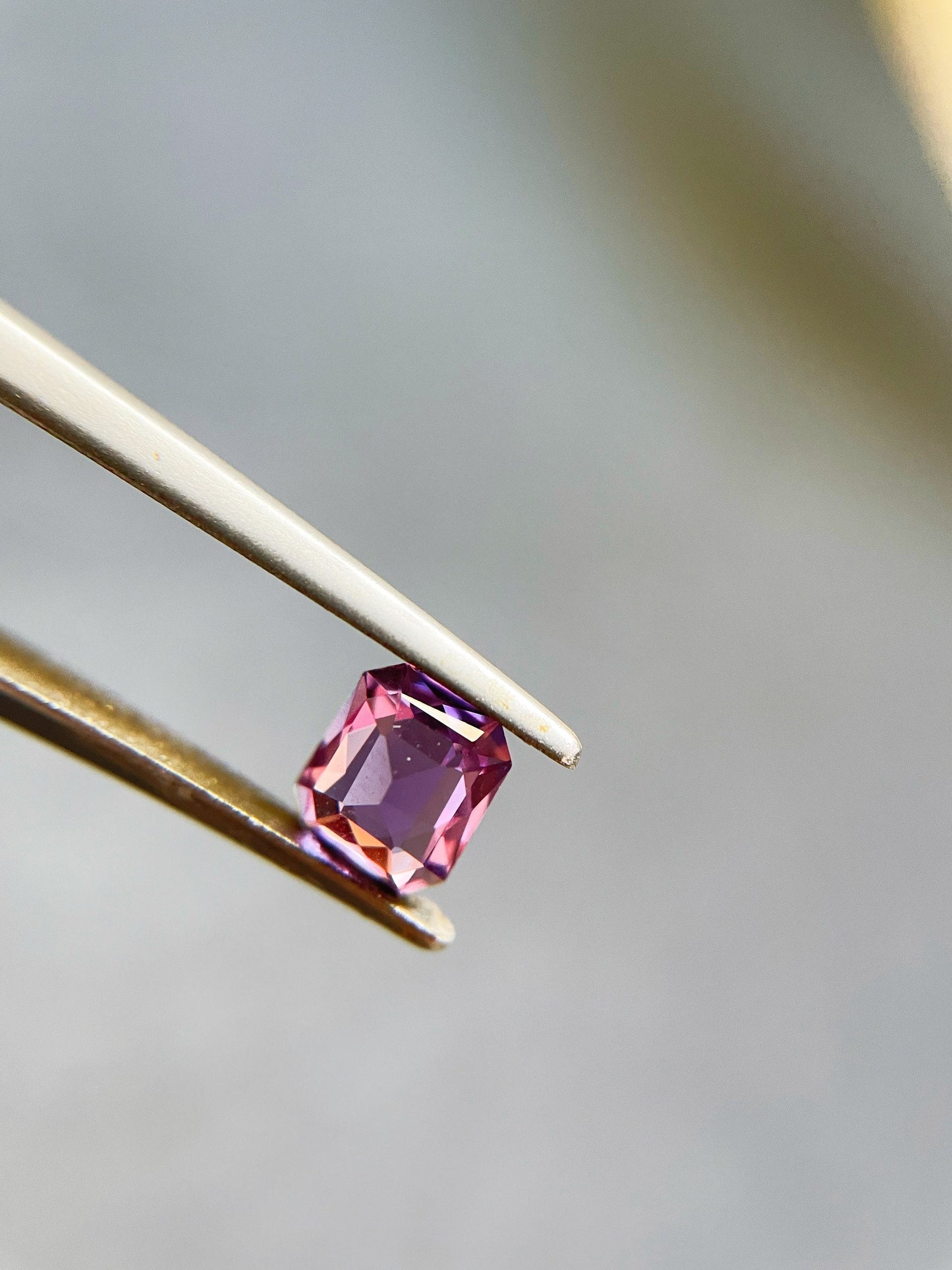 Natural Sri Lanka Magenta Color Sapphire