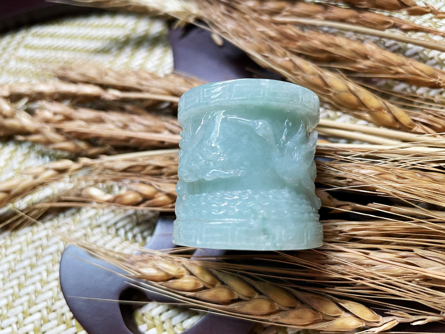 Jadeite Crane Thumb Ring - Symbol of Happiness and Longevity