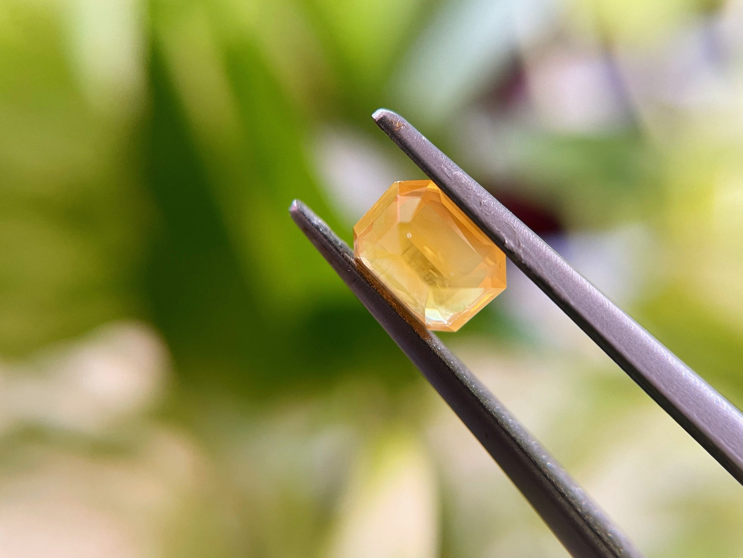 Certified Natural Sri Lanka Canary Yellow Sapphire Gemstone