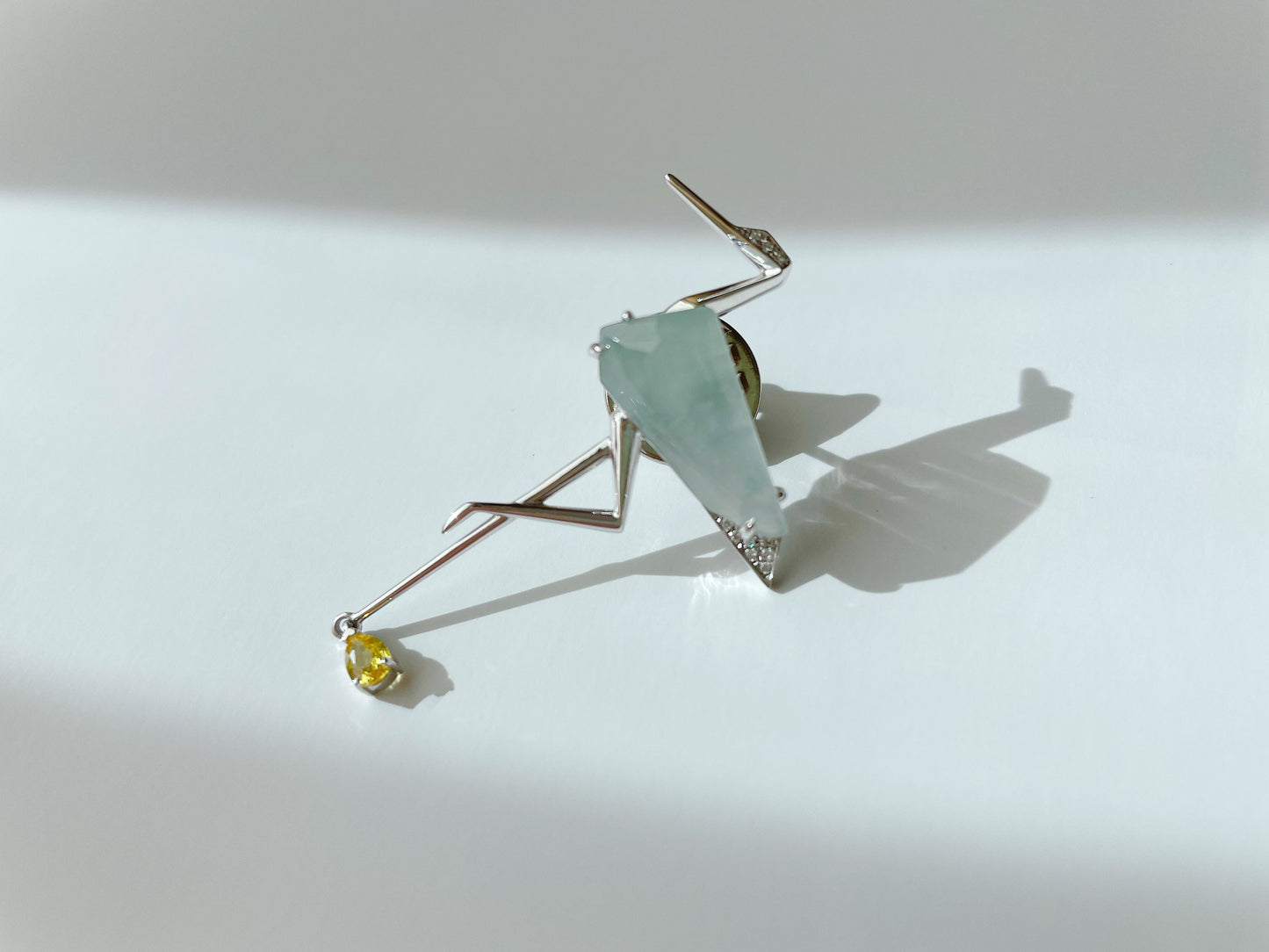 Icy Jadeite Crane Brooch - Symbol of Longevity