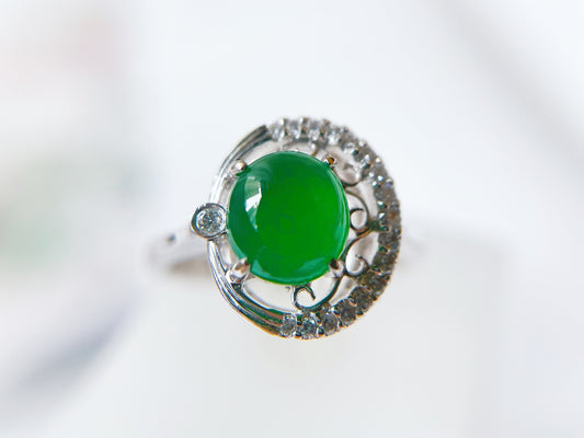 Imperial Green Jadeite Jade Cabochon Diamond 18K White Gold Ring