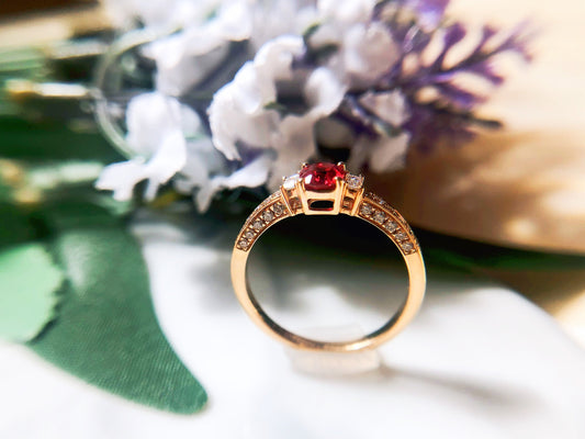 Vivid Red Spinel and Diamond 18K Gold Cocktail Ring