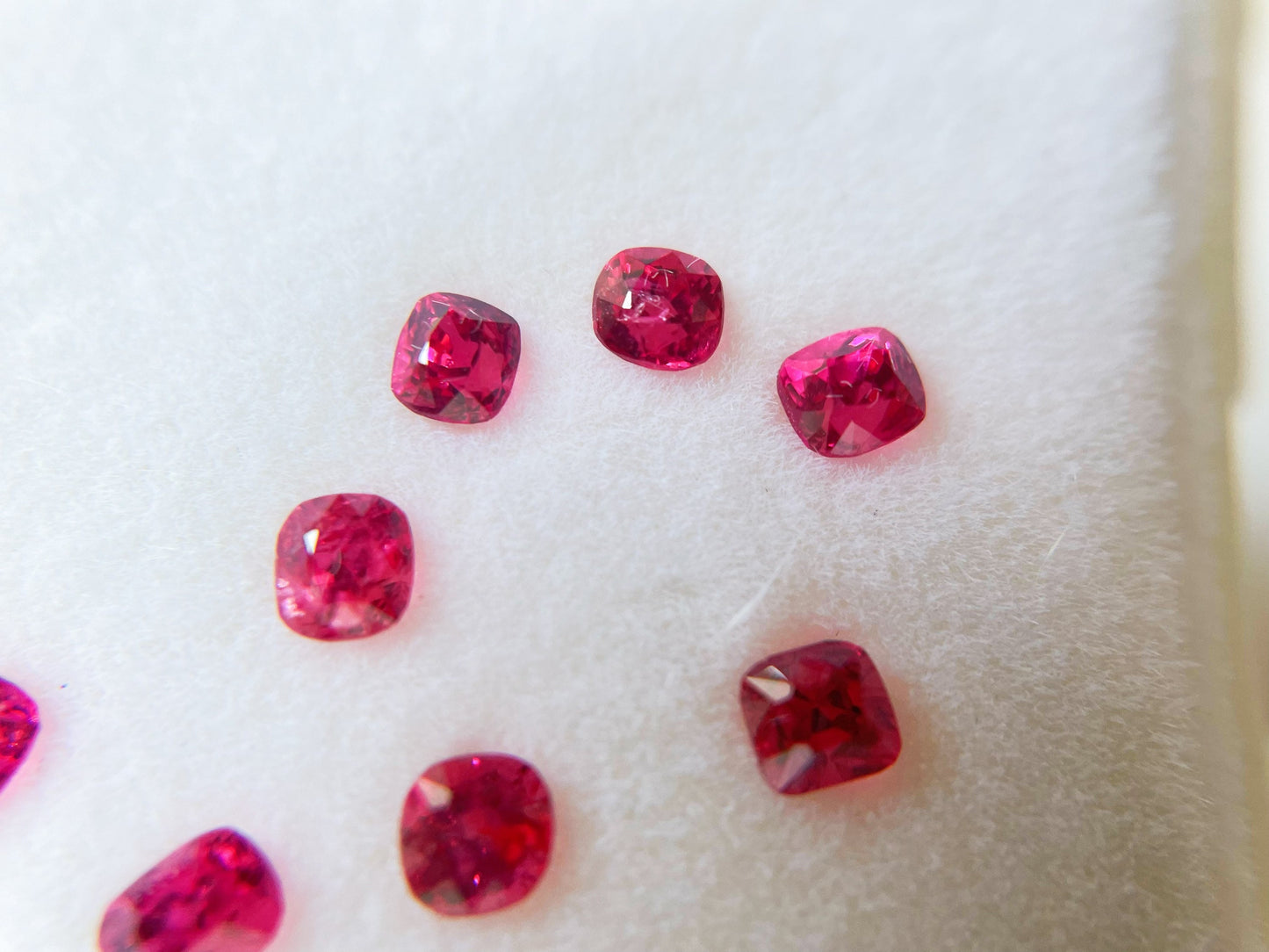 Natural Myanmar Mansin Red Spinel Gemstone