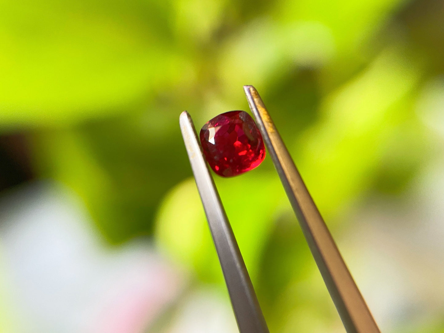 Natural Myanmar Vivid Jedi Red Spinel Gemstone