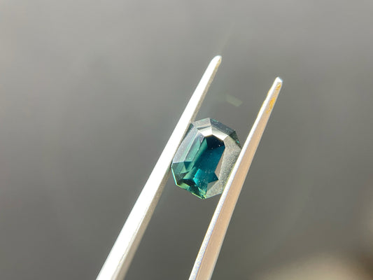 Certified Sri Lanka Unheated Teal Sapphire Gemstone