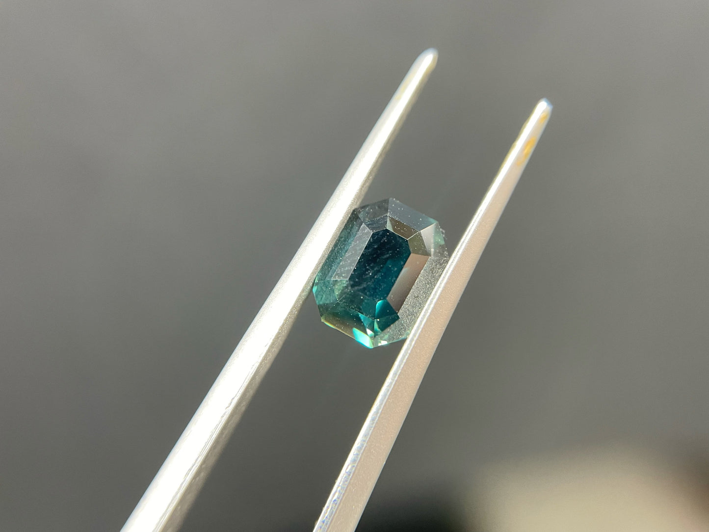 Certified Sri Lanka Unheated Teal Sapphire Gemstone