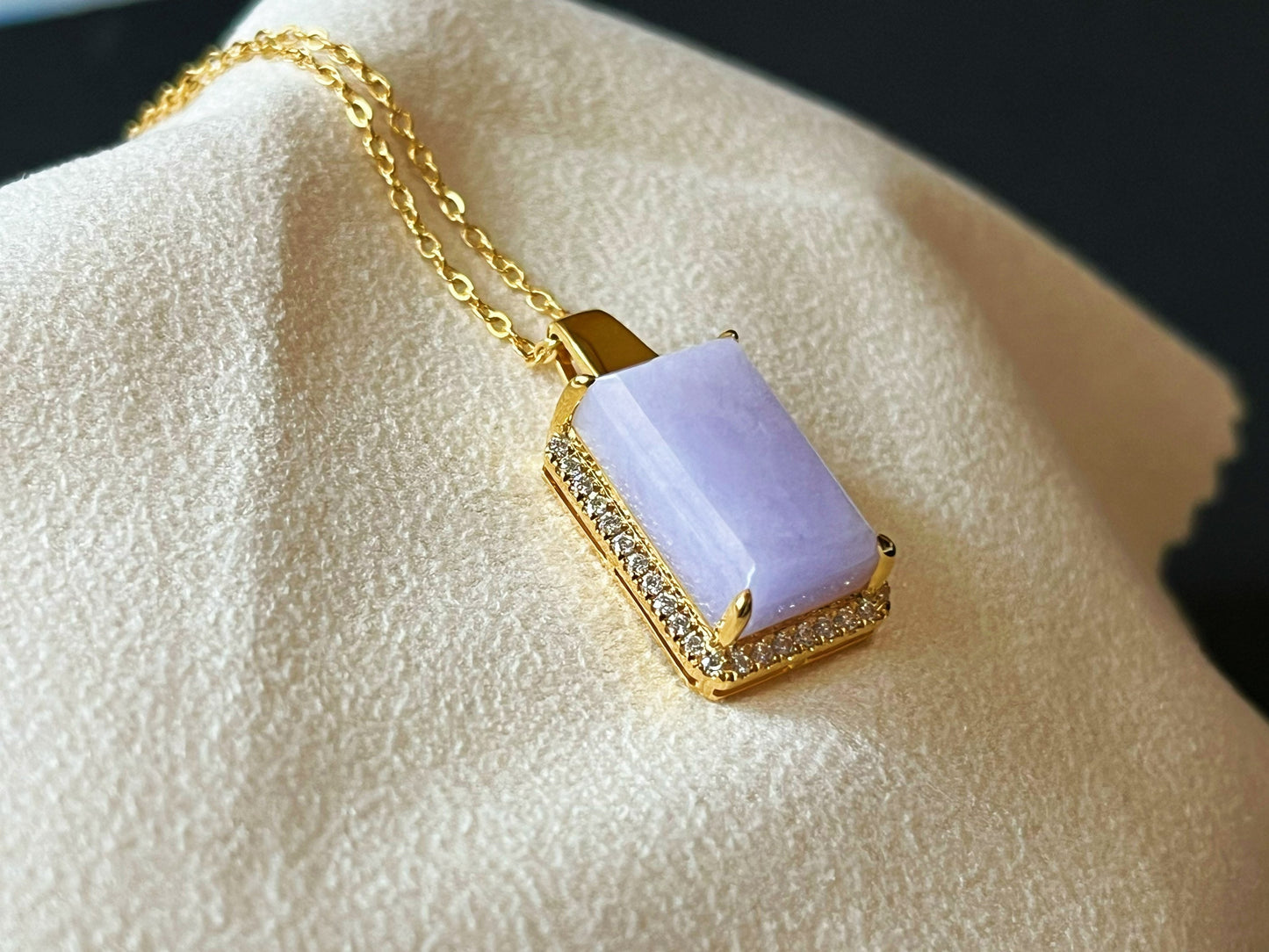 Lavender Jadeite Pendant Necklace - Minimalism Design