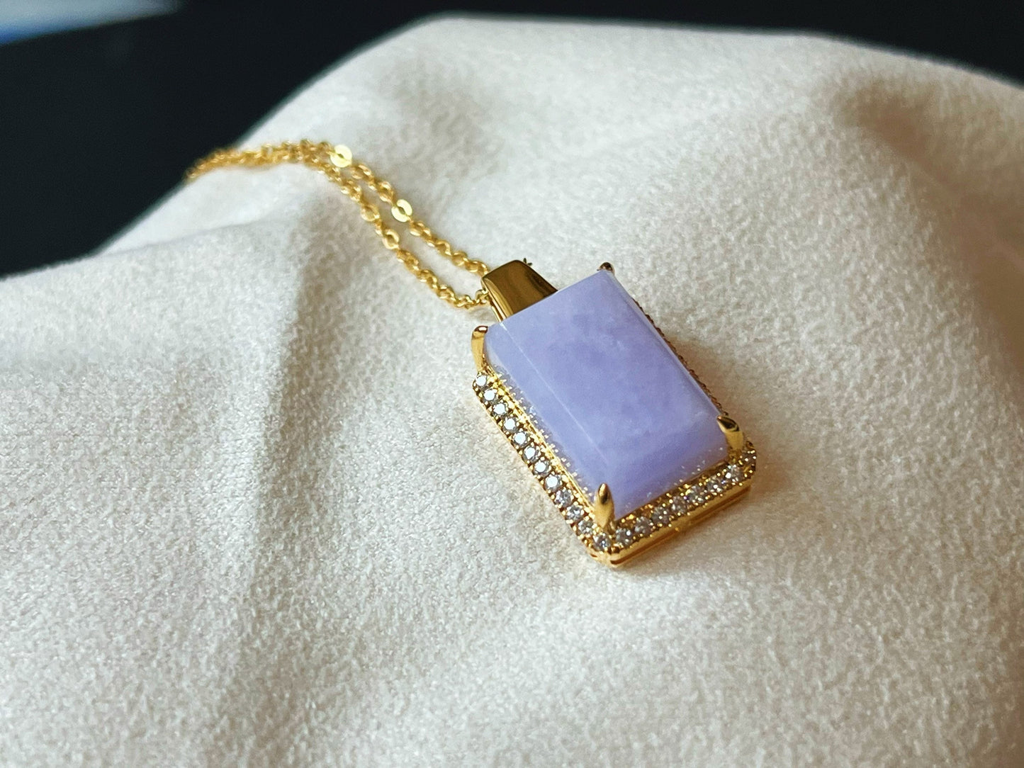 Lavender Jadeite Pendant Necklace - Minimalism Design