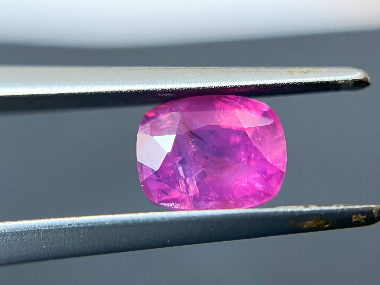 Certified Natural Vivid Pink Sapphire - Stunning Pink Gemstone