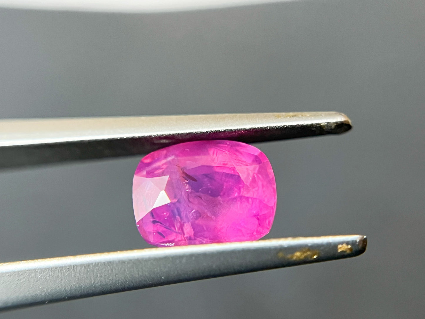 Certified Natural Vivid Pink Sapphire - Stunning Pink Gemstone