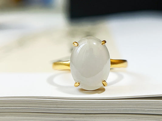 Icy Jadeite Ring - Classic Gold 925 Silver