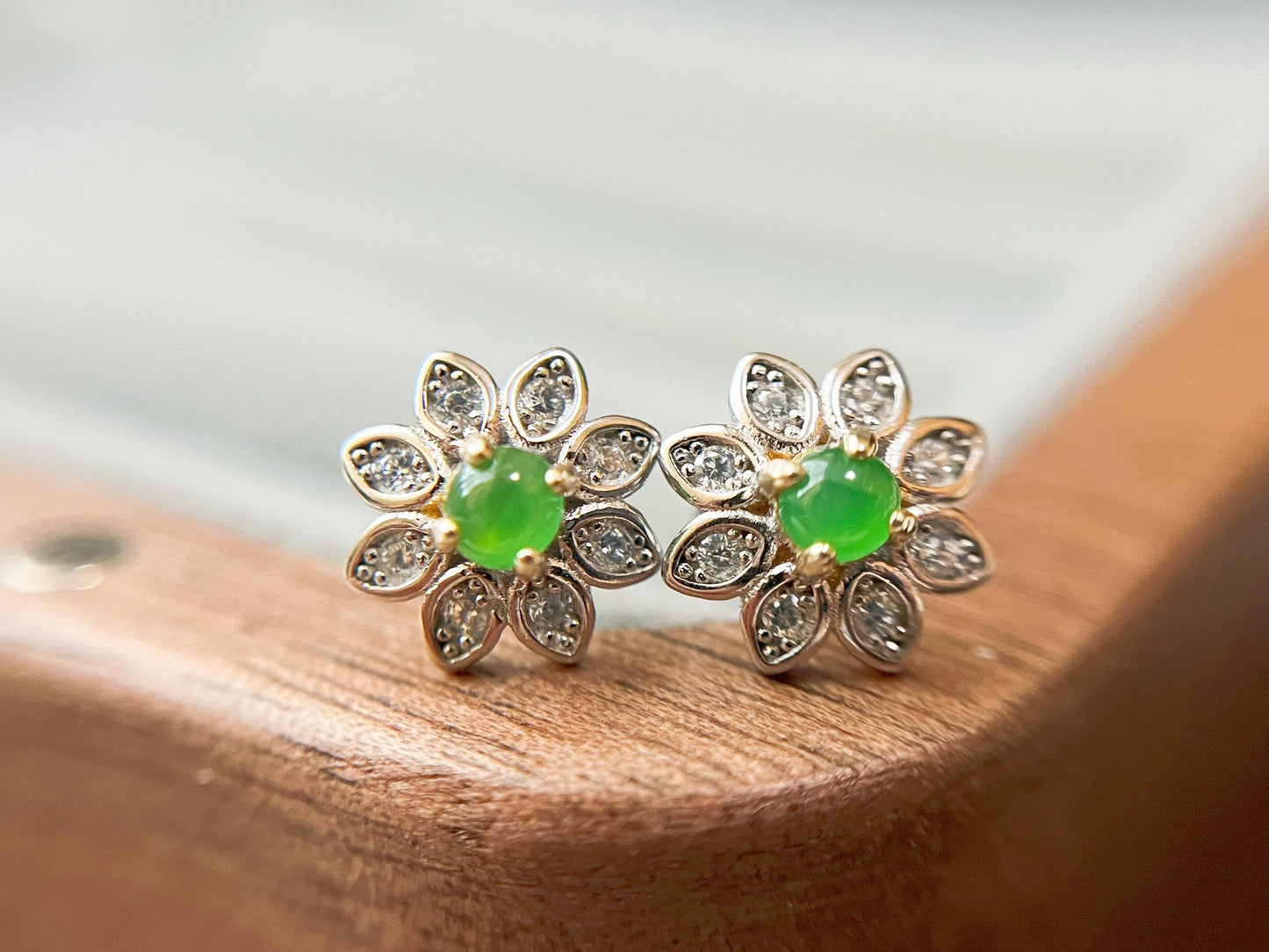 Jadeite Cabochon Sterling Silver Sunflower Ear Studs