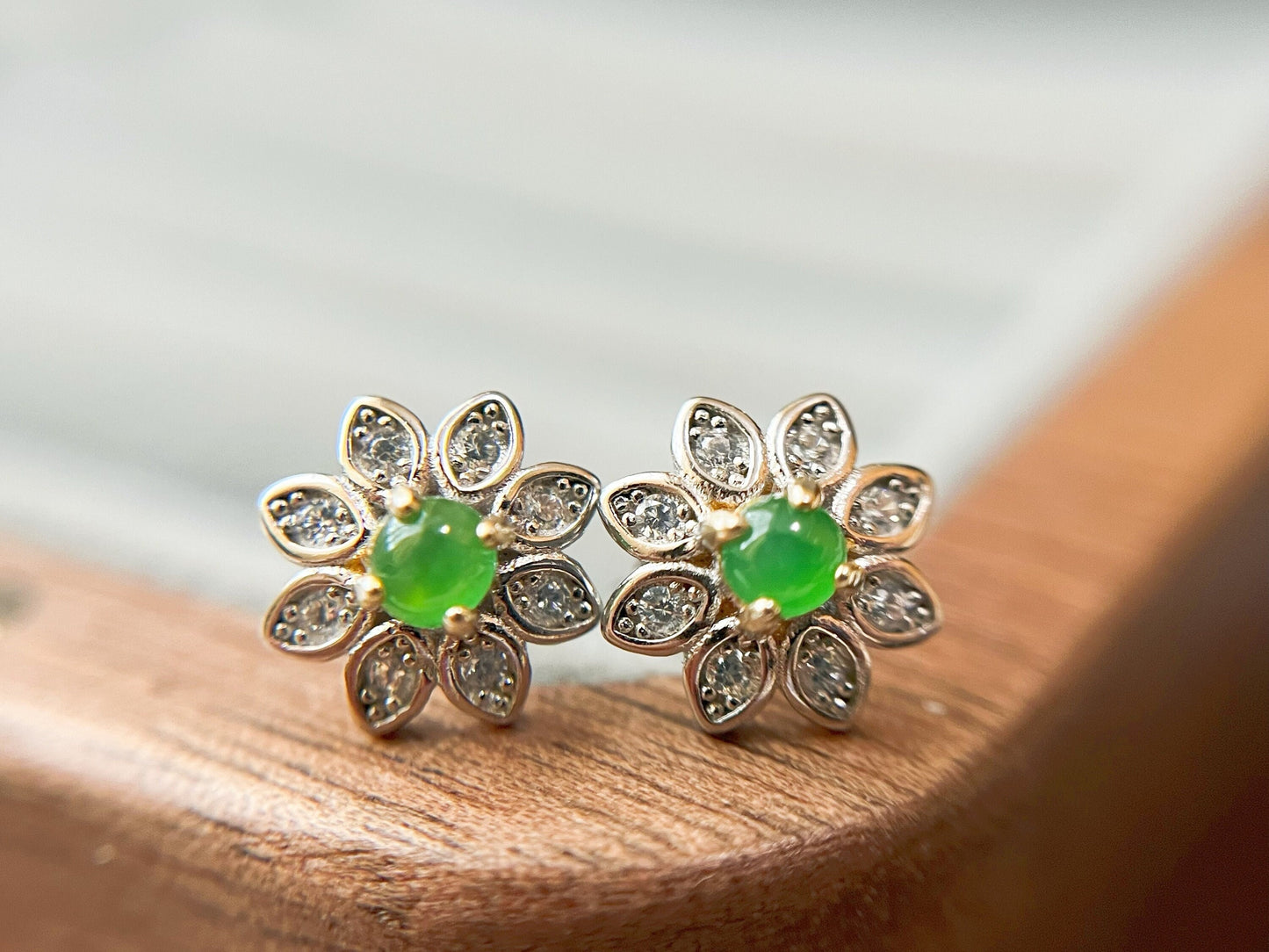 Jadeite Cabochon Sterling Silver Sunflower Ear Studs